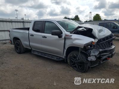Czwarte zdjęcie samochodu z boku: 2019 CHEVROLET SILVERADO K1500 TRAIL BOSS CUSTOM VIN:1GCRYCEF4KZ422480 - miniatura