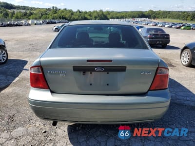 Zdjęcie 6 z 14 samochodu: 2005 FORD FOCUS ZX4 VIN:1FAHP34N05W110059 - miniatura