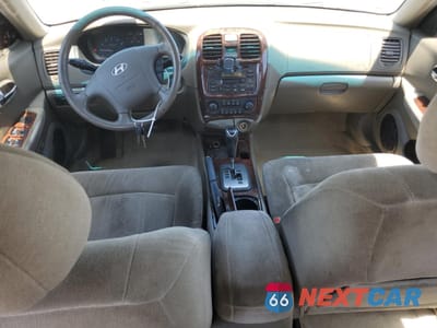 Zdjęcie 8 z 14 samochodu: 2005 HYUNDAI SONATA GLS VIN:KMHWF35H55A111147 - miniatura
