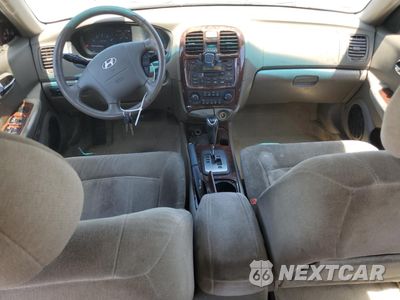 Zdjęcie 8 z 14 samochodu: 2005 HYUNDAI SONATA GLS VIN:KMHWF35H55A111147 - miniatura