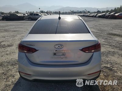 Zdjęcie 6 z 15 samochodu: 2018 HYUNDAI ACCENT LIMITED VIN:3KPC34A30JE032170 - miniatura