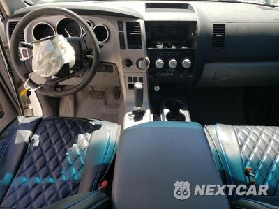 Zdjęcie 8 z 12 samochodu: 2008 TOYOTA TUNDRA SR5 VIN:5TFBV54138X032910 - miniatura