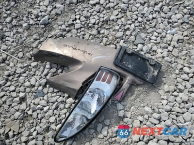 Zdjęcie 12 z 15 samochodu: 2006 PONTIAC GRAND PRIX VIN:2G2WP582061197813 - miniatura