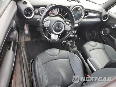 Zdjęcie 8 z 15 samochodu: 2010 MINI COOPER S VIN:WMWMS3C50ATZ85367 - miniatura