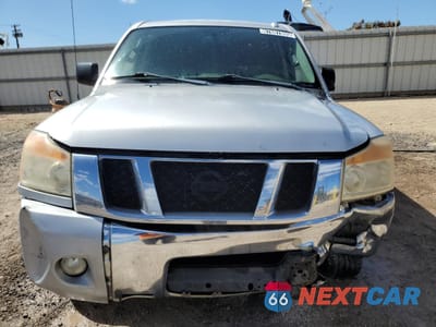Piąte zdjęcie samochodu w środku: 2014 NISSAN TITAN S VIN:1N6AA0ED8EN517258 - miniatura