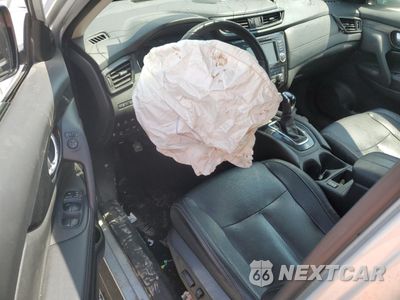 Zdjęcie 8 z 14 samochodu: 2018 NISSAN ROGUE S VIN:5N1AT2MVXJC830123 - miniatura