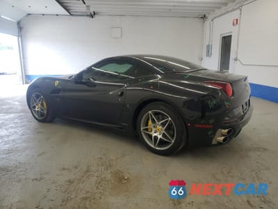 Drugie zdjęcie samochodu z przodu: 2011 FERRARI CALIFORNIA VIN:ZFF65LJA8B0177954 - miniatura