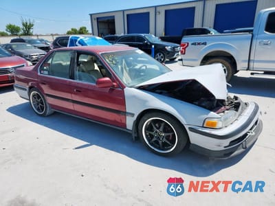 Czwarte zdjęcie samochodu z boku: 1991 HONDA ACCORD LX VIN:1HGCB7552MA174013 - miniatura