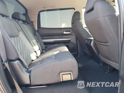 Zdjęcie 10 z 15 samochodu: 2018 TOYOTA TUNDRA CREWMAX SR5 VIN:5TFDY5F14JX750551 - miniatura