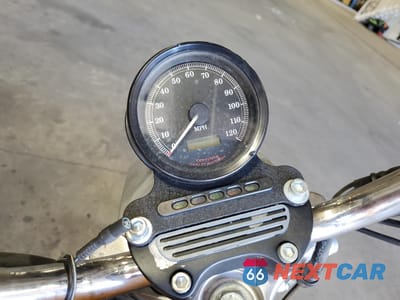 Zdjęcie 7 z 9 samochodu: 2001 HARLEY-DAVIDSON XL883 VIN:1HD4CAM381K139526 - miniatura
