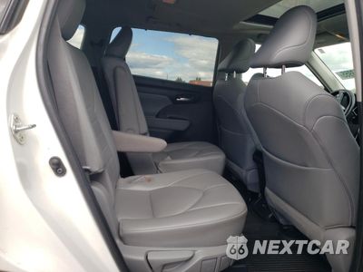 Zdjęcie 10 z 13 samochodu: 2021 TOYOTA HIGHLANDER XLE VIN:5TDGZRBH8MS060414 - miniatura