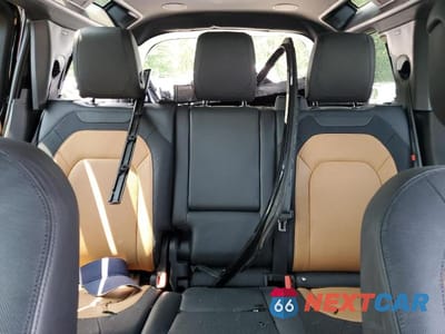 Zdjęcie 10 z 13 samochodu: 2023 LAND ROVER DEFENDER 110 X-DYNAMIC SE 110 X-DYNAMIC SE VIN:SALE2EEU7P2184157 - miniatura