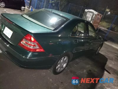 Trzecie zdjęcie samochodu z tyłu: 2001 MERCEDES-BENZ C 240 VIN:WDBRF61J11F088795 - miniatura