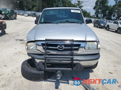 Piąte zdjęcie samochodu w środku: 2004 MAZDA B4000 CAB PLUS VIN:4F4ZR47E94TM08675 - miniatura