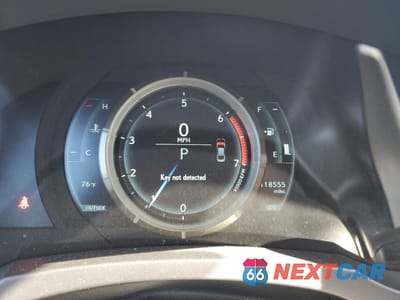 Zdjęcie 9 z 12 samochodu: 2016 LEXUS IS 200T VIN:JTHBA1D21G5009891 - miniatura