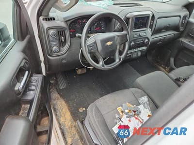 Zdjęcie 8 z 13 samochodu: 2023 CHEVROLET SILVERADO K2500 CUSTOM VIN:2GC4YME79P1718412 - miniatura