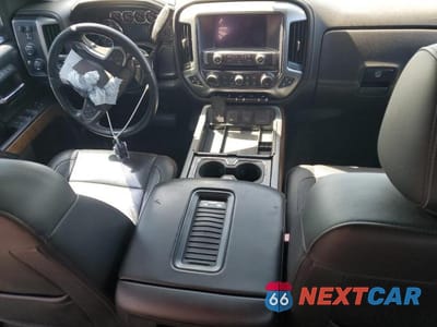 Zdjęcie 8 z 13 samochodu: 2018 CHEVROLET SILVERADO K1500 LTZ VIN:3GCUKSEC0JG210993 - miniatura