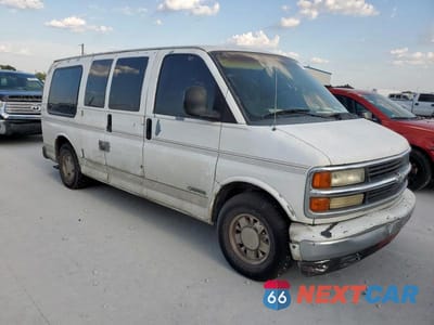 Czwarte zdjęcie samochodu z boku: 1999 CHEVROLET EXPRESS G1500 VIN:1GBFG15R6X1123300 - miniatura
