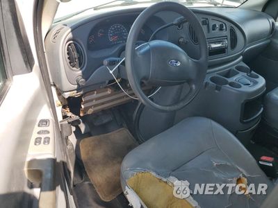 Zdjęcie 8 z 13 samochodu: 2003 FORD ECONOLINE E150 VAN VIN:1FTRE14W33HA36204 - miniatura
