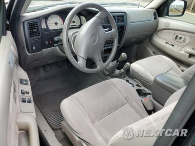 Zdjęcie 8 z 13 samochodu: 2004 TOYOTA TACOMA XTRACAB VIN:5TEWN72N34Z440040 - miniatura