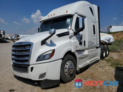 Drugie zdjęcie samochodu z przodu: 2020 FREIGHTLINER CASCADIA 126 SEMI TRUCK VIN:3AKJHHDR4LSMC3762 - miniatura