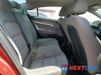 Zdjęcie 10 z 13 samochodu: 2017 HYUNDAI ELANTRA SE VIN:5NPD74LF8HH067142 - miniatura