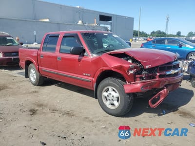 Czwarte zdjęcie samochodu z boku: 2003 CHEVROLET S TRUCK S10 VIN:1GCDT13X53K137290 - miniatura