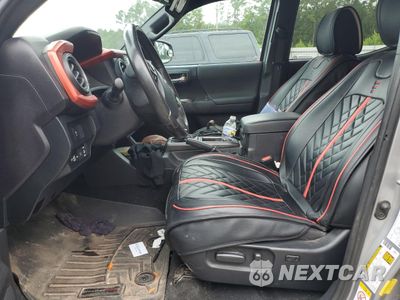 Zdjęcie 7 z 13 samochodu: 2020 TOYOTA TACOMA DOUBLE CAB VIN:3TMCZ5ANXLM334340 - miniatura