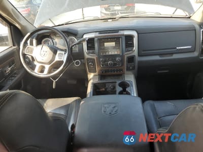 Zdjęcie 8 z 14 samochodu: 2013 RAM 3500 LARAMIE VIN:3C63R3EL9DG566321 - miniatura