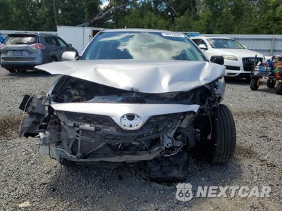 Piąte zdjęcie samochodu w środku: 2011 TOYOTA COROLLA BASE VIN:2T1BU4EE6BC568092 - miniatura