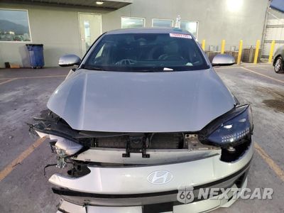 Piąte zdjęcie samochodu w środku: 2025 HYUNDAI IONIQ 6 SEL VIN:KMHM34AAXSA088247 - miniatura