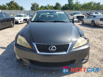 Piąte zdjęcie samochodu w środku: 2009 LEXUS IS 350 VIN:JTHBE262895022308 - miniatura