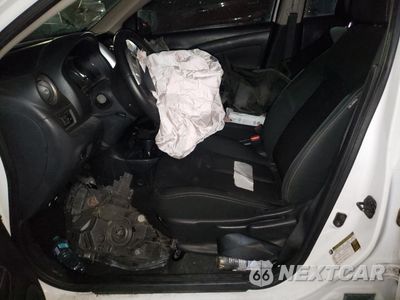 Zdjęcie 7 z 13 samochodu: 2017 NISSAN VERSA S VIN:3N1CN7AP7HL867318 - miniatura