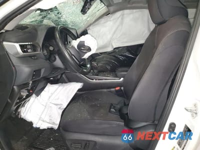 Zdjęcie 7 z 13 samochodu: 2021 TOYOTA HIGHLANDER L L VIN:5TDBZRBH6MS541773 - miniatura
