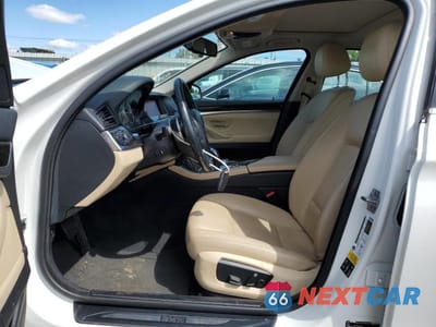 Zdjęcie 7 z 12 samochodu: 2016 BMW 528 XI VIN:WBA5A7C53GG151772 - miniatura