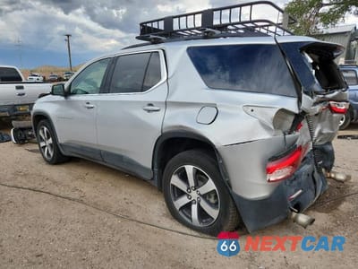 Drugie zdjęcie samochodu z przodu: 2021 CHEVROLET TRAVERSE LT VIN:1GNEVHKW8MJ217973 - miniatura