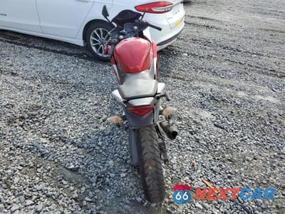 Czwarte zdjęcie samochodu z boku: 2012 HONDA CBR250 R VIN:MLHMC4103C5207839 - miniatura