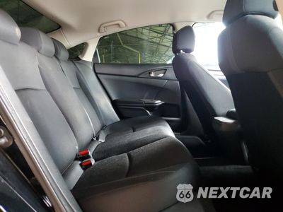 Zdjęcie 10 z 14 samochodu: 2019 HONDA CIVIC LX VIN:19XFC2F67KE203857 - miniatura