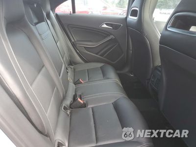 Zdjęcie 10 z 14 samochodu: 2017 MERCEDES-BENZ CLA 250 4MATIC VIN:WDDSJ4GB8HN430822 - miniatura