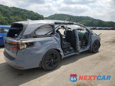 Trzecie zdjęcie samochodu z tyłu: 2023 HONDA ODYSSEY SPORT VIN:5FNRL6H79PB053262 - miniatura