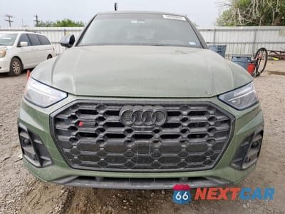 Piąte zdjęcie samochodu w środku: 2023 AUDI SQ5 SPORTBACK PREMIUM PLUS VIN:WA124AFY4P2108307 - miniatura