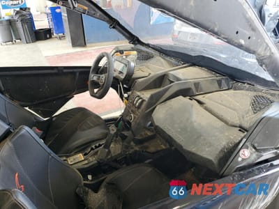 Piąte zdjęcie samochodu w środku: 2025 CAN-AM MAVERICK X3 X DS TURBO RR VIN:3JBVDAV46SE000075 - miniatura