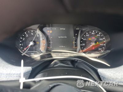 Zdjęcie 9 z 12 samochodu: 2023 JEEP COMPASS LATITUDE VIN:3C4NJDBN9PT517717 - miniatura