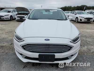Piąte zdjęcie samochodu w środku: 2017 FORD FUSION SE HYBRID VIN:3FA6P0LUXHR409242 - miniatura