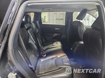 Zdjęcie 11 z 13 samochodu: 2019 JEEP CHEROKEE LATITUDE PLUS VIN:1C4PJMLB1KD181086 - miniatura