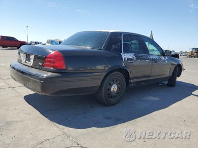 Trzecie zdjęcie samochodu z tyłu: 2011 FORD CROWN VICTORIA POLICE INTERCEPTOR VIN:2FABP7BV2BX160574 - miniatura