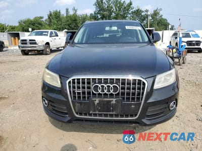 Piąte zdjęcie samochodu w środku: 2013 AUDI Q5 PREMIUM PLUS VIN:WA1LFAFP0DA088578 - miniatura