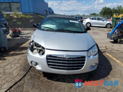 Piąte zdjęcie samochodu w środku: 2005 CHRYSLER SEBRING TOURING VIN:1C3EL55R85N552751 - miniatura