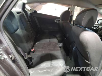 Zdjęcie 10 z 12 samochodu: 2014 NISSAN SENTRA S VIN:3N1AB7AP1EL614796 - miniatura