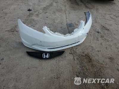 Zdjęcie 12 z 13 samochodu: 2010 HONDA FIT VIN:JHMGE8H24AS017425 - miniatura